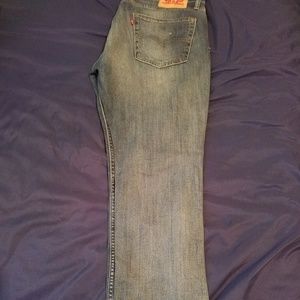Levis jeans